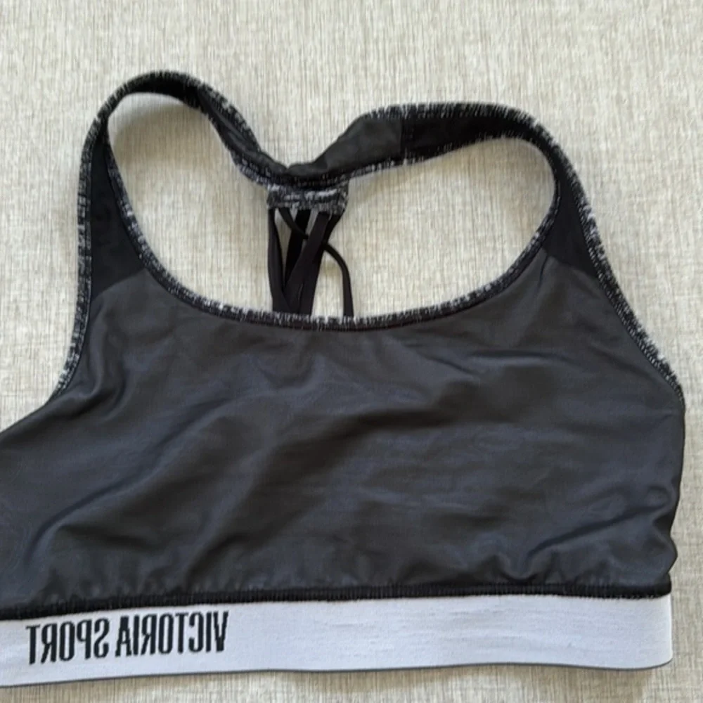 Victorias Secret Sport Bra The Player Racerback‎ black strappy gym Medium